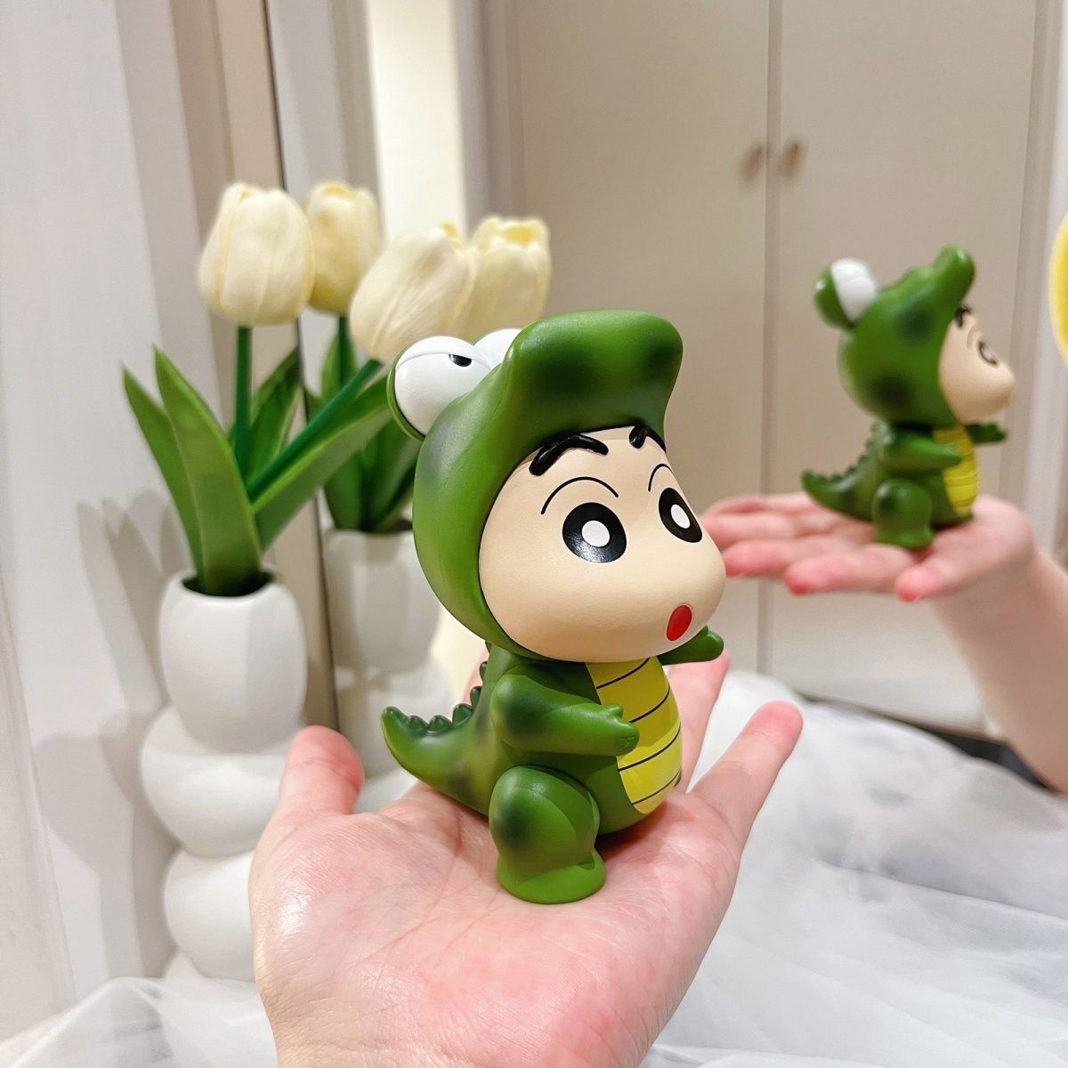 Home Office Design - Sevimli timsah tasarımlı Crayon Shin-chan figürü,